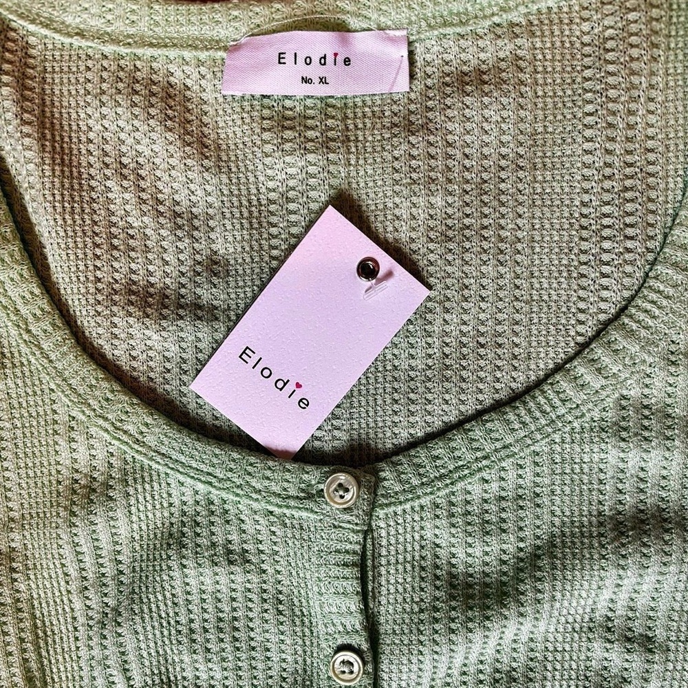 Elodie Waffle Knit Button-Front Top | Pistachio Green | Size XL | NWT - Picture 4 of 5